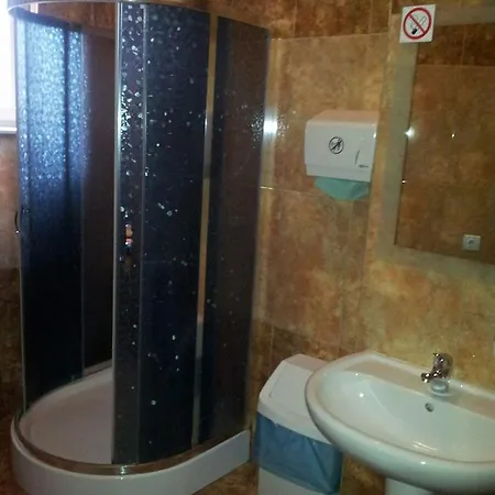 Auberge de jeunesse Maxim *